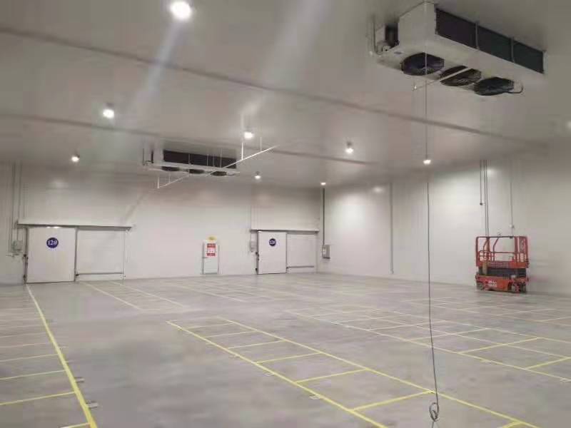  450平方米的醫(yī)藥冷藏庫帶備用方案配置表，冷庫造價明細表